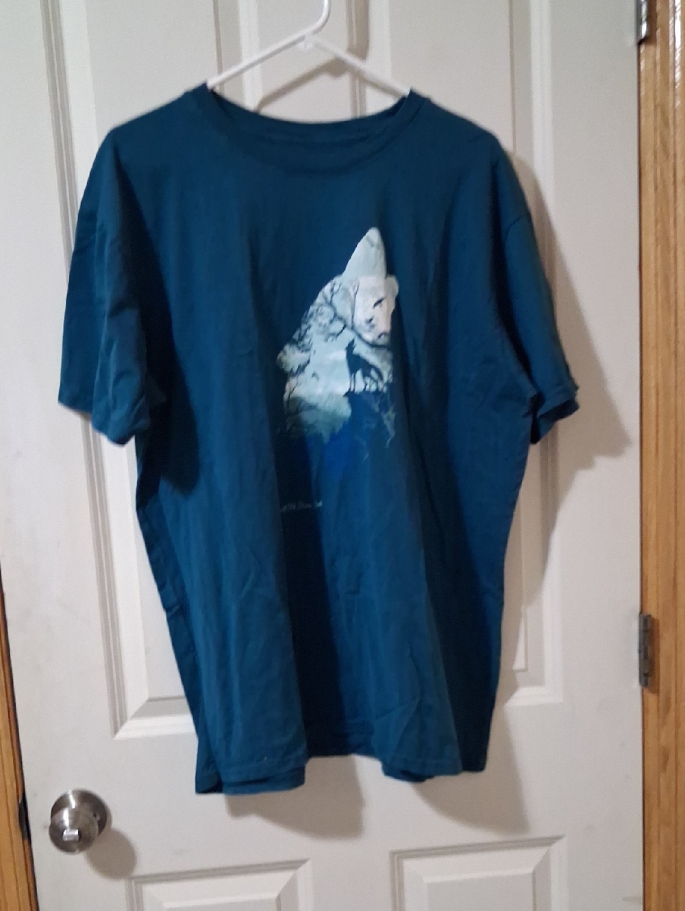 Grizzly And Wolf Discovery Center Tee